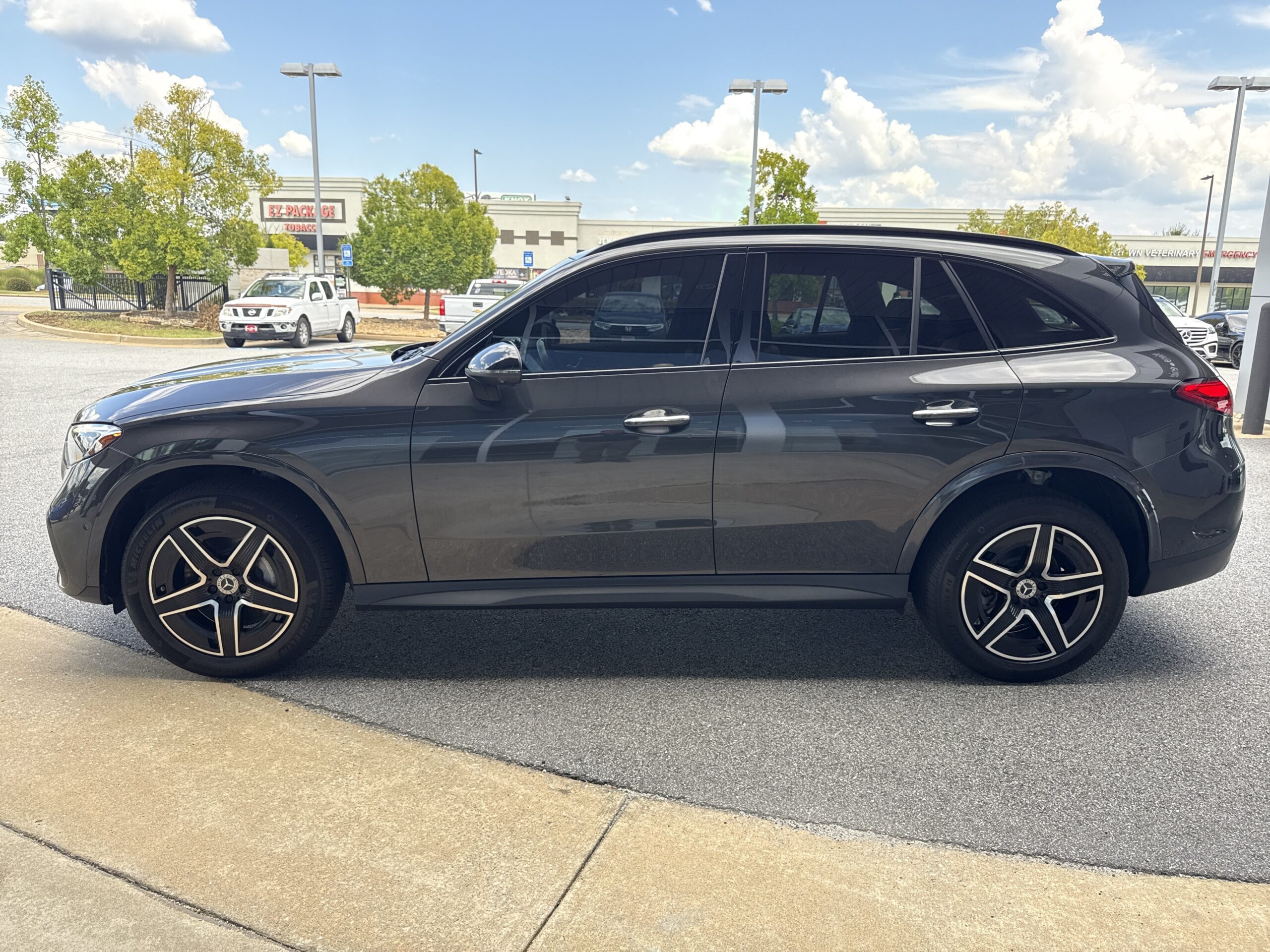 2024 Mercedes-Benz  GLC 300