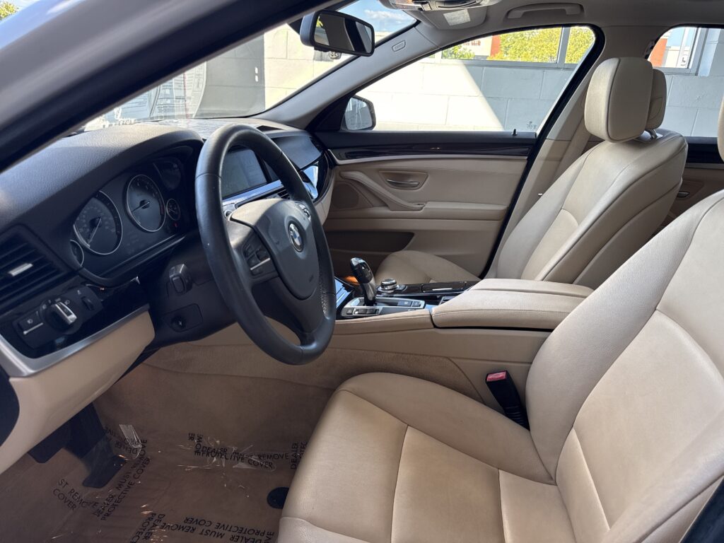 2013 BMW  528i