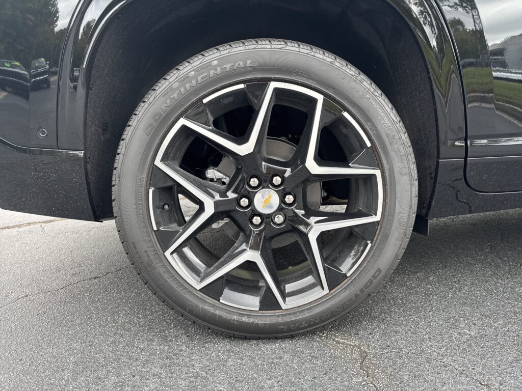 2026 Chevrolet Traverse FWD High Country