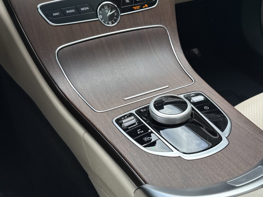 2020 MERCEDES-BENZ