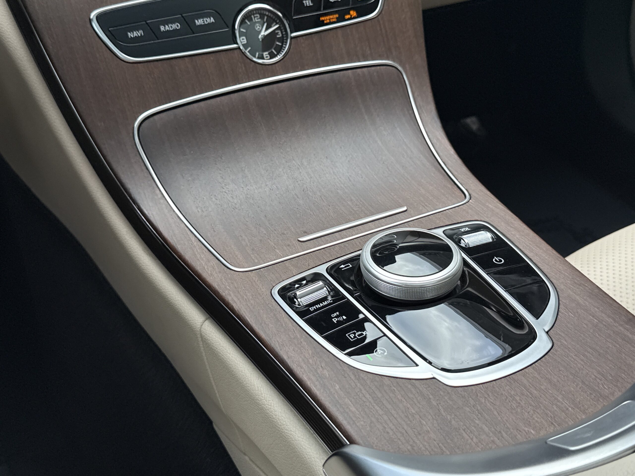 2020 MERCEDES-BENZ