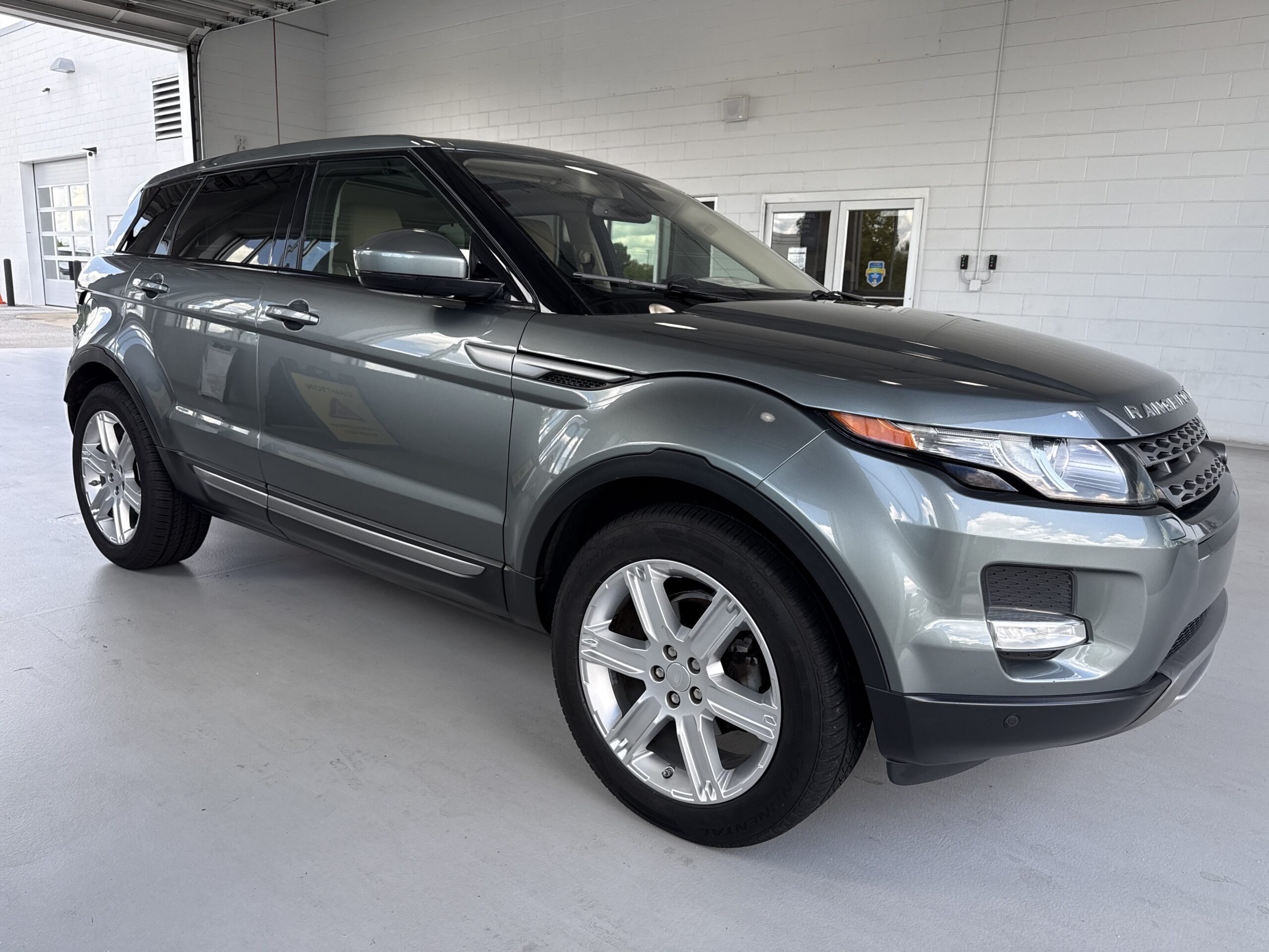 2015 Land Rover Range Rover Evoque Pure Plus