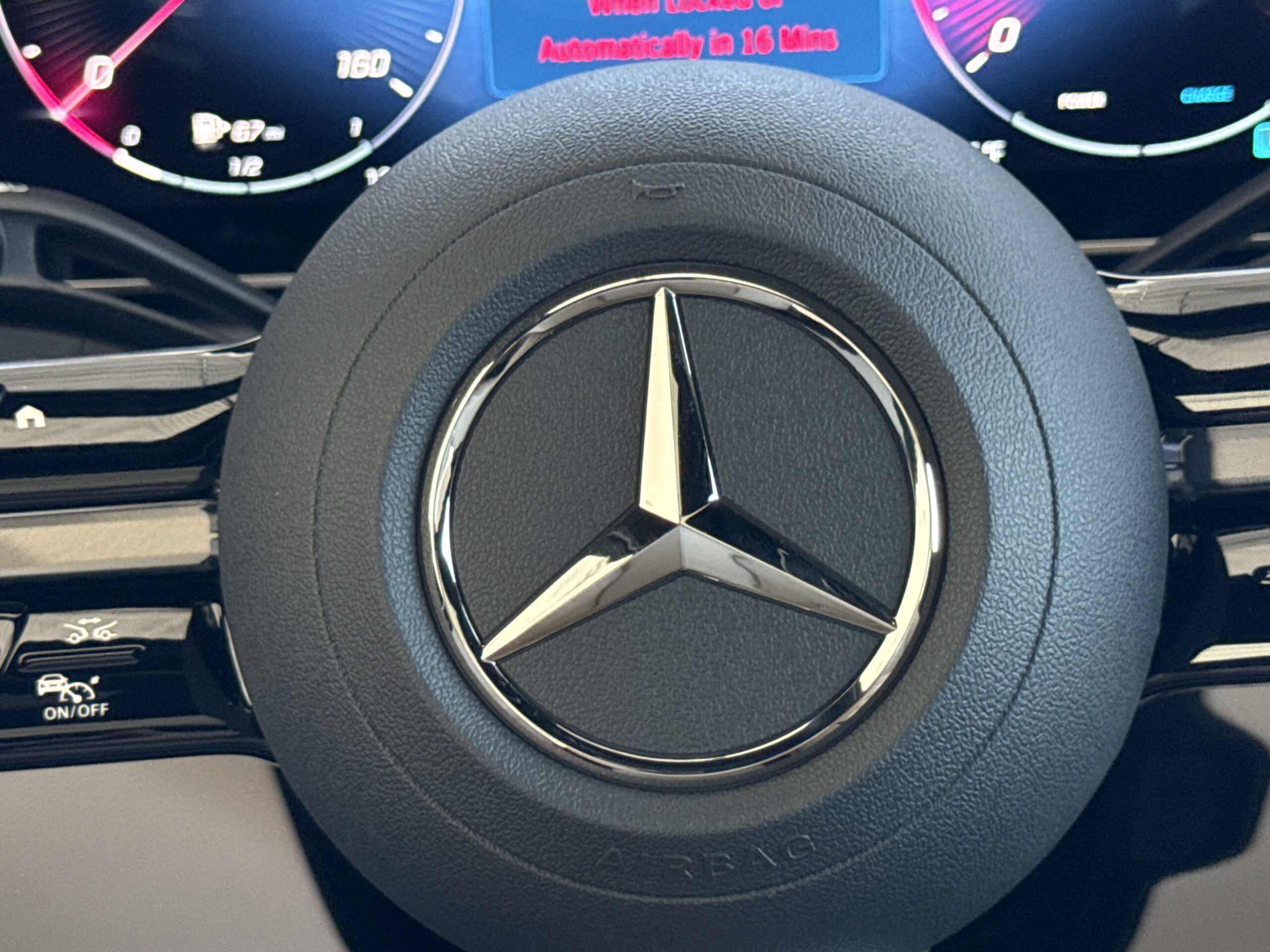 2027 Mercedes-Benz GLC GLC 300