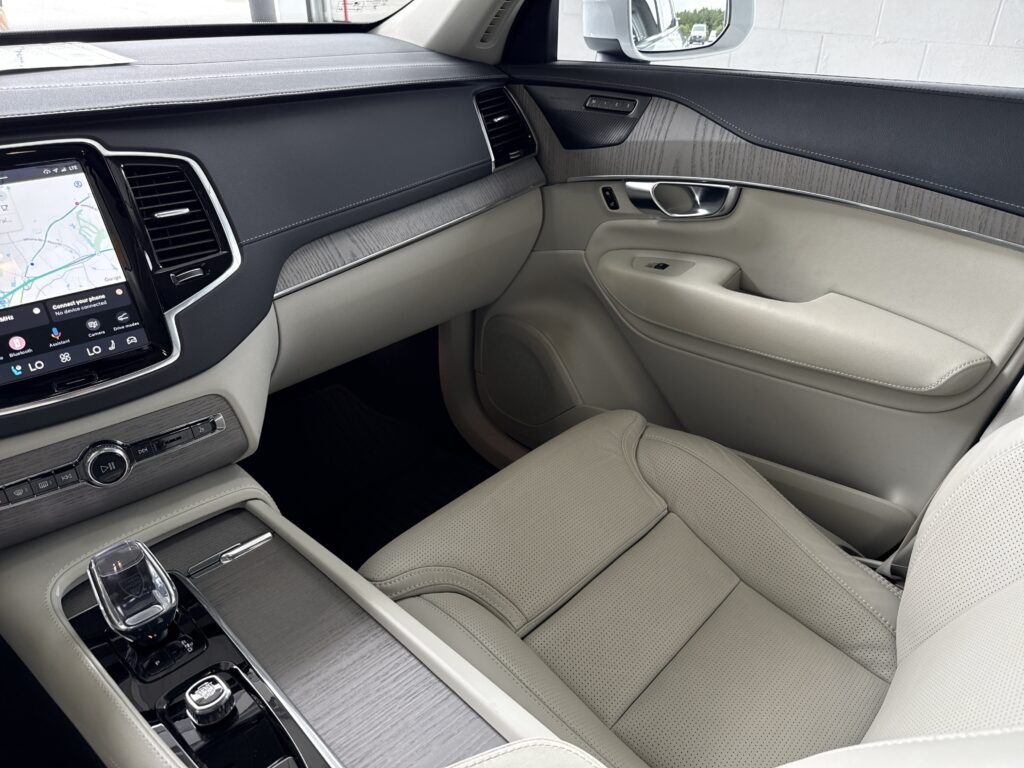 2025 Volvo XC90 Ultra