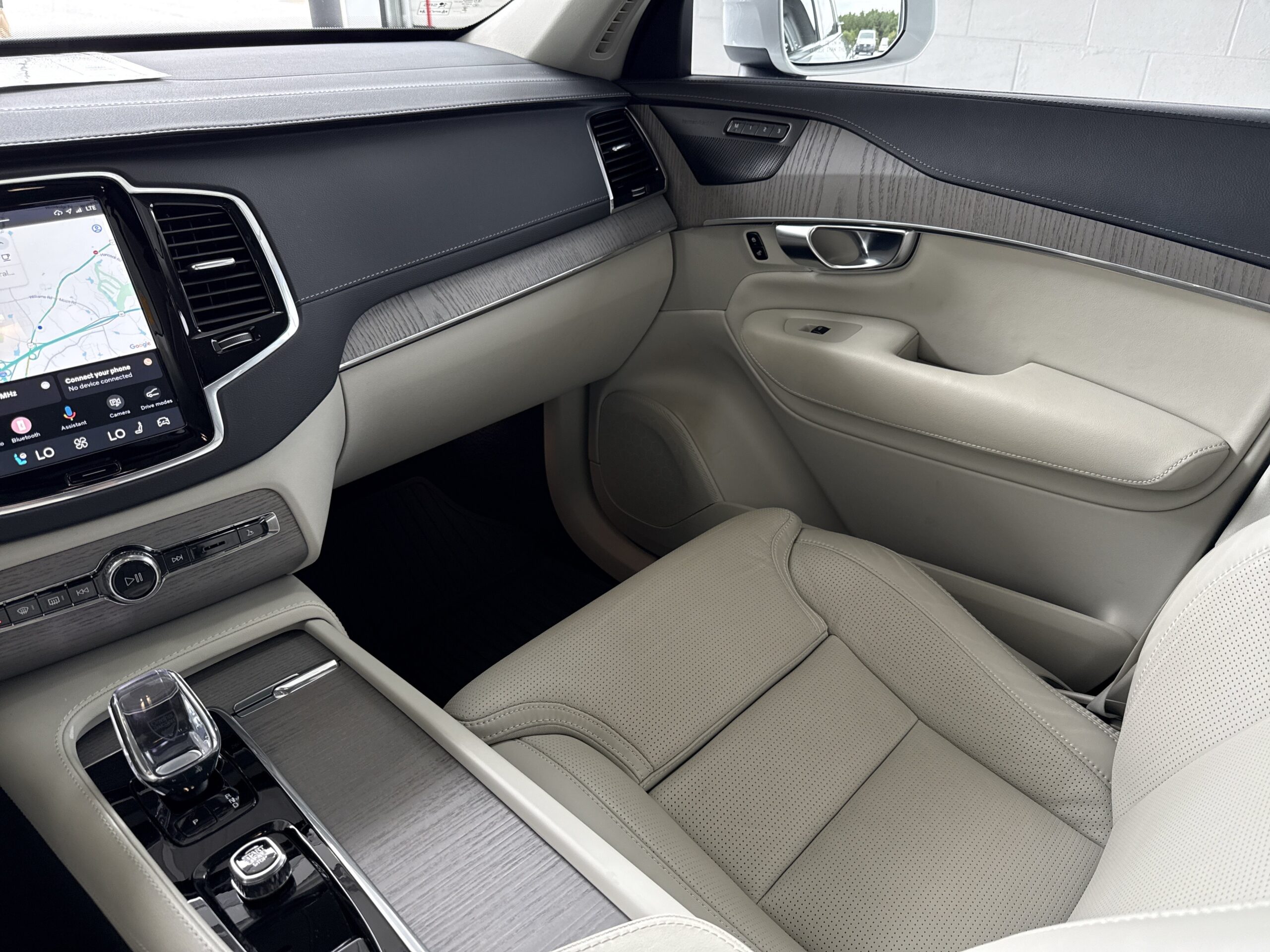 2025 Volvo XC90 Ultra