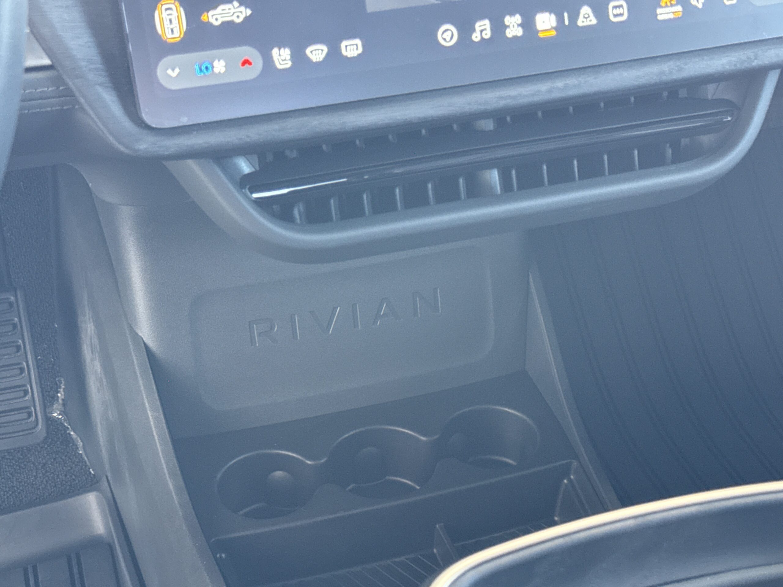 2025 Rivian R1T Adventure