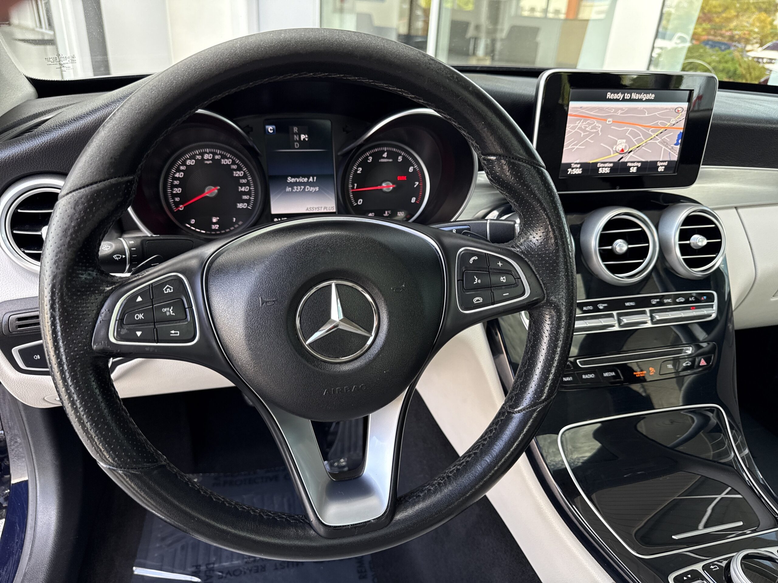2017 Mercedes-Benz  C 300