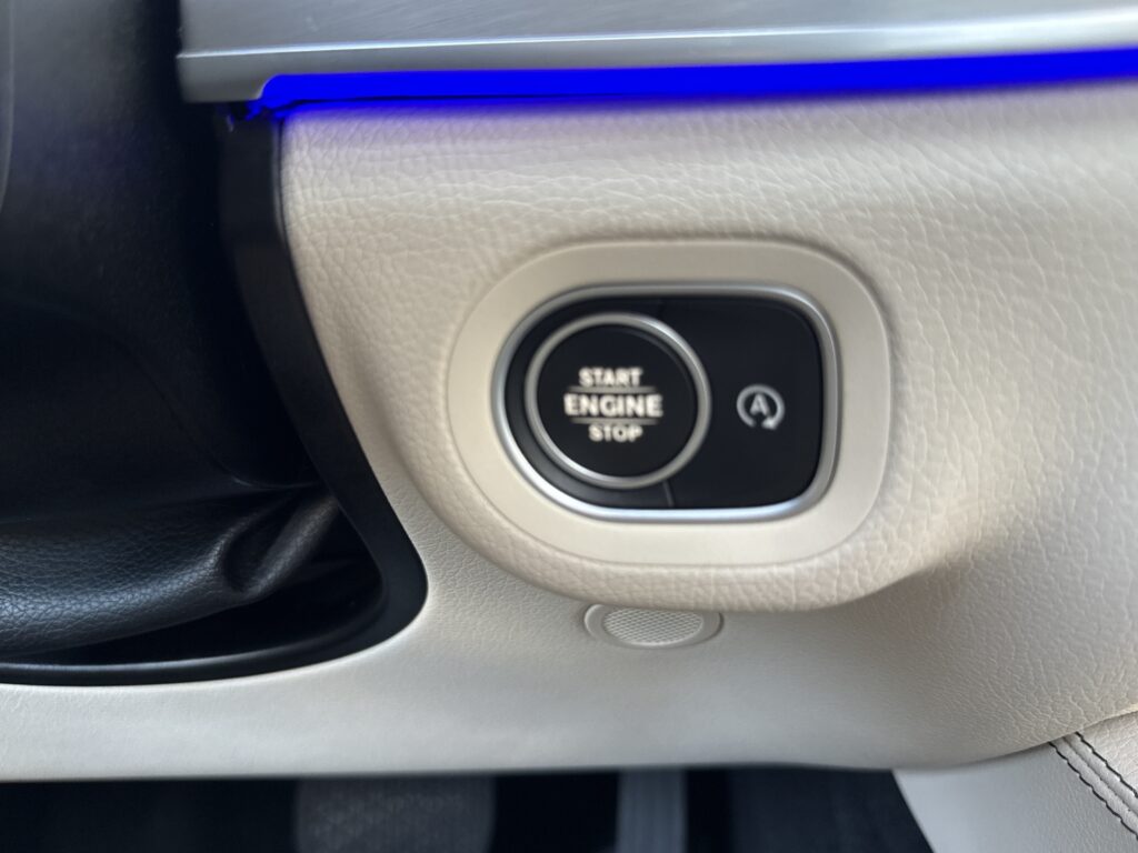 2025 Mercedes-Benz  GLS 450