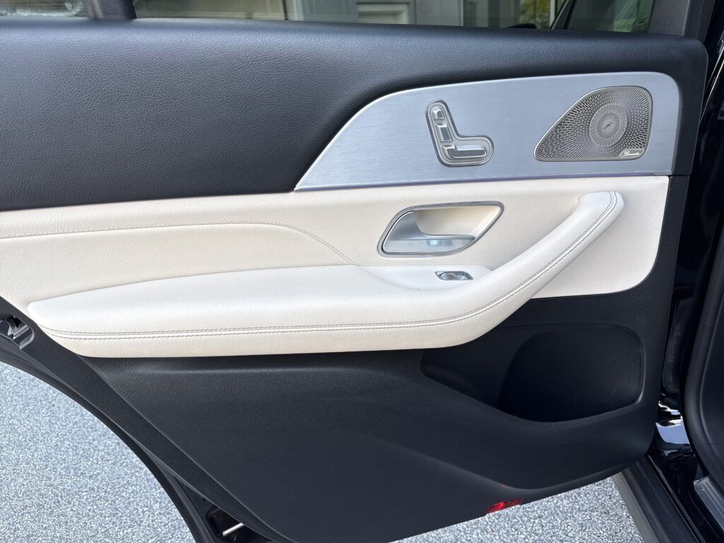 2025 Mercedes-Benz  GLS 450