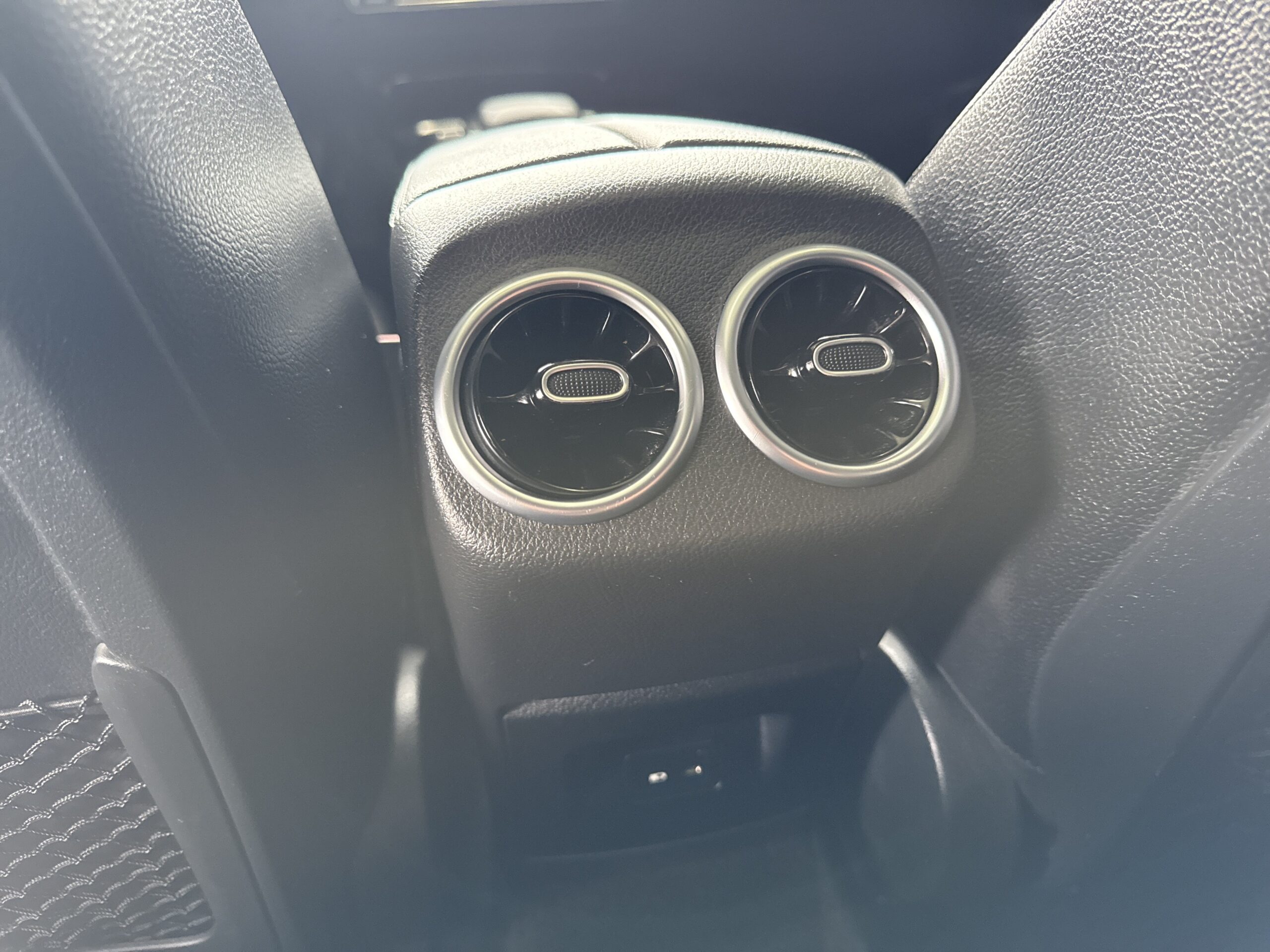 2021 Mercedes-Benz  A 220
