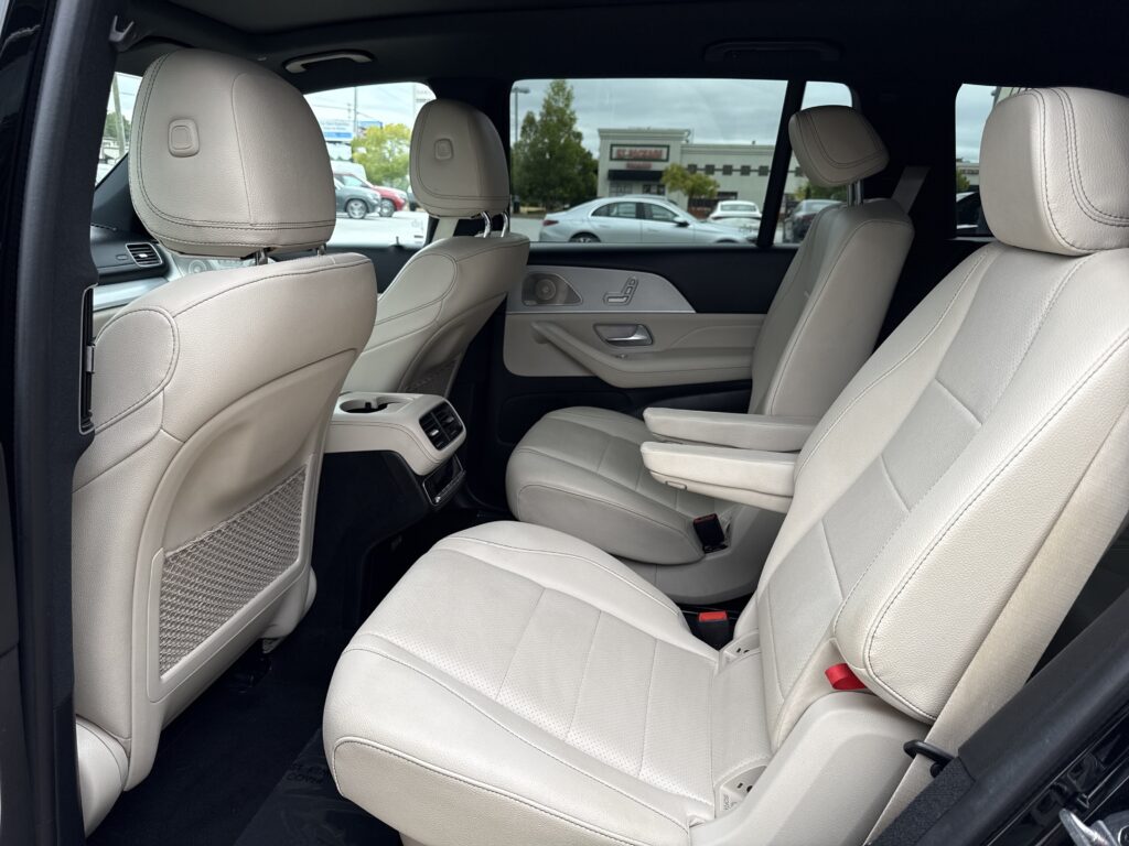 2025 Mercedes-Benz  GLS 450