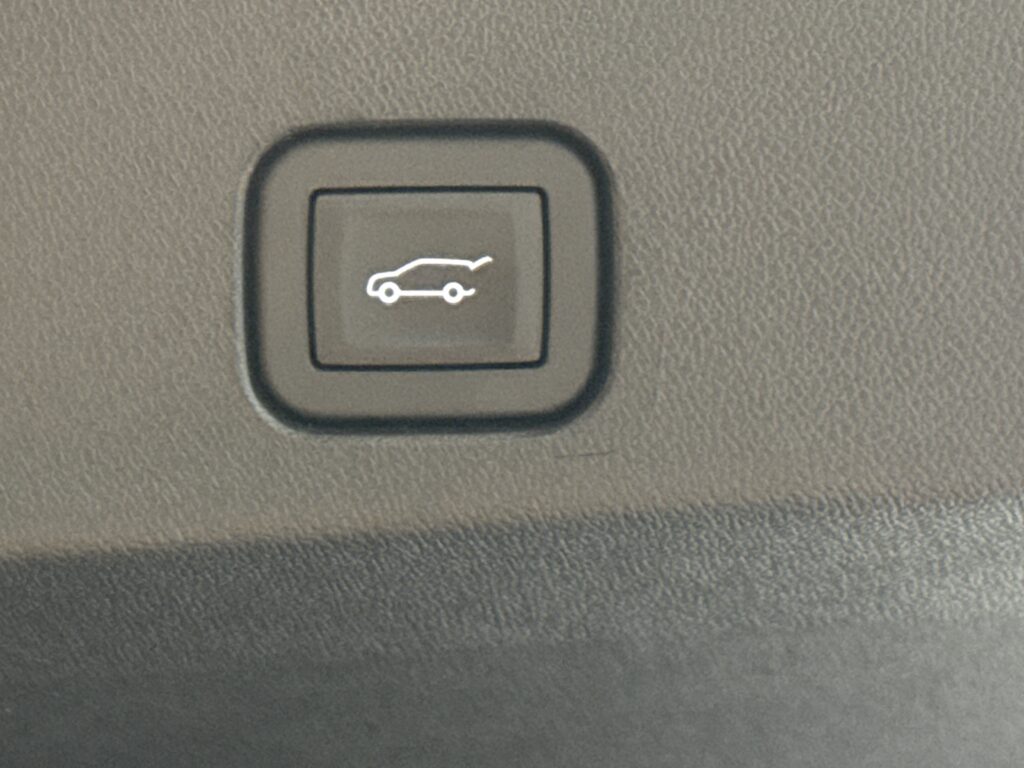 2026 Chevrolet Traverse FWD High Country
