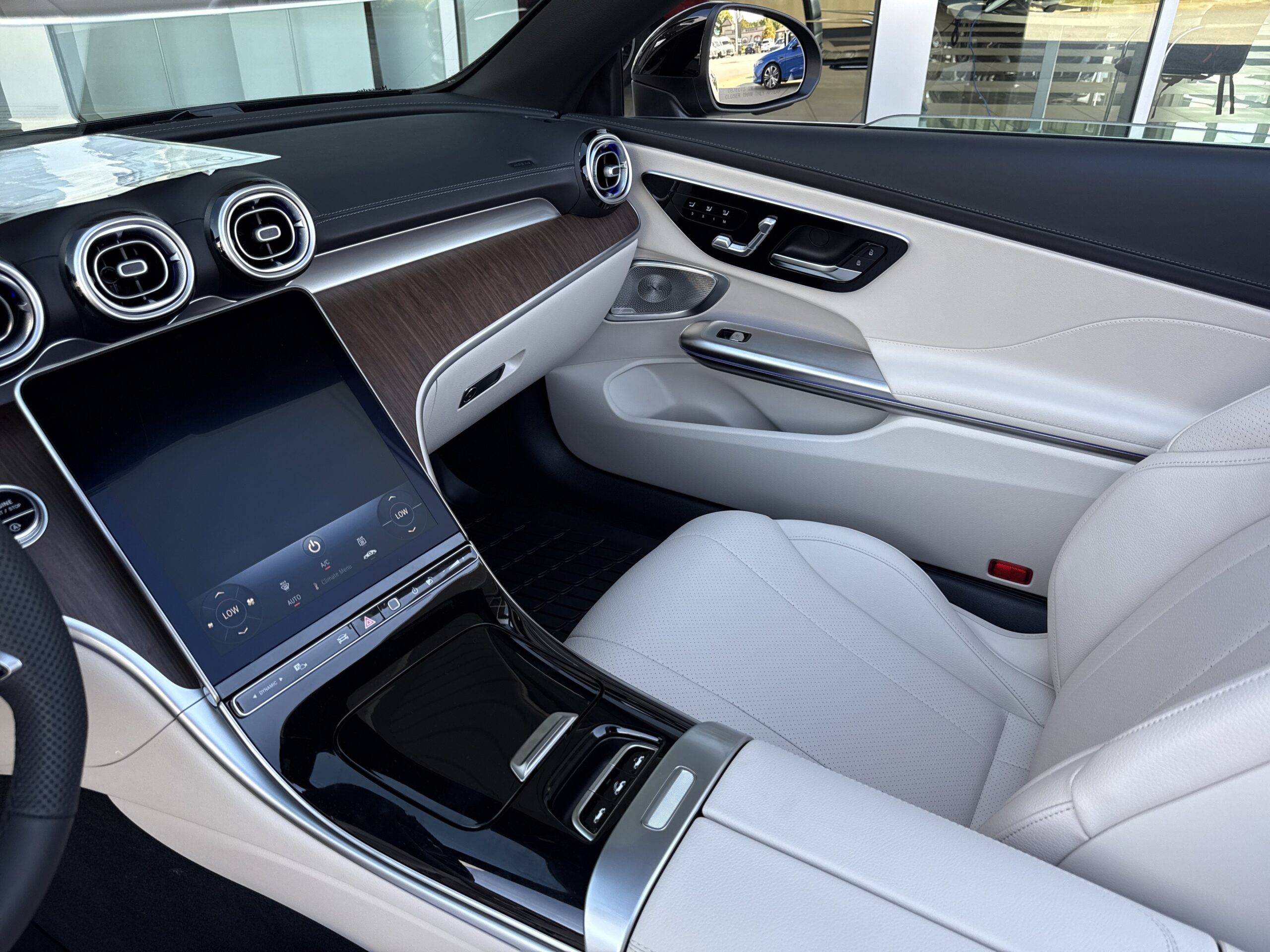 2027 Mercedes-Benz  CLE 300