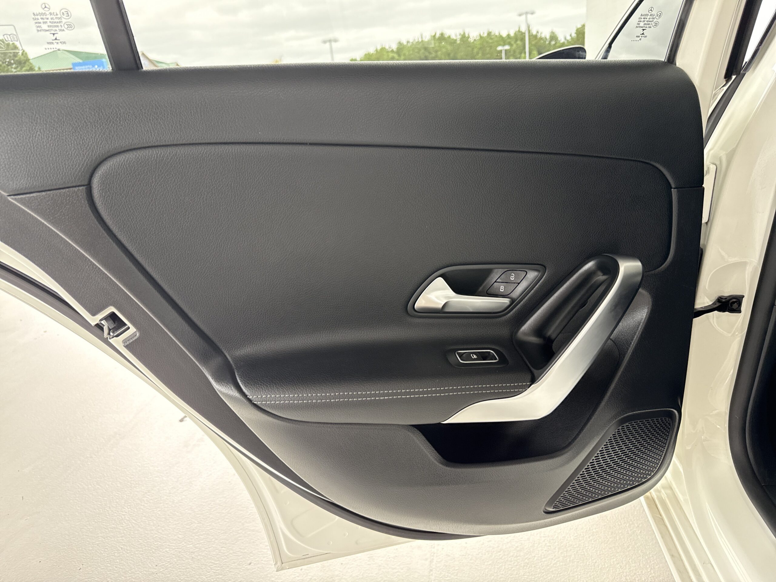 2021 Mercedes-Benz  A 220