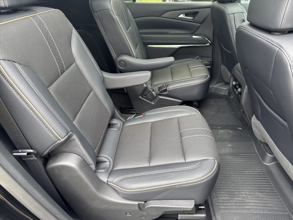 2026 Chevrolet Traverse FWD High Country