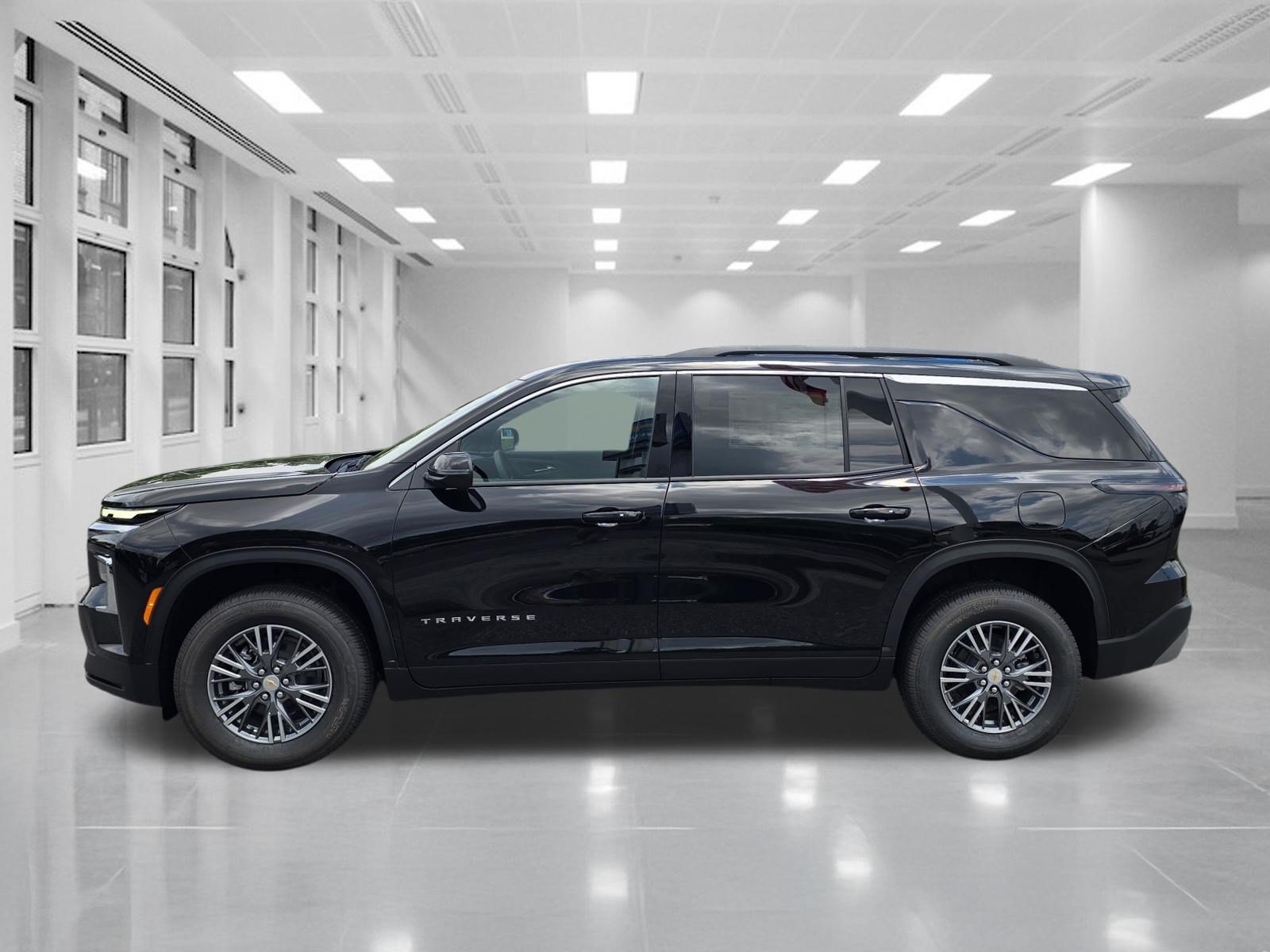 2026 Chevrolet Traverse FWD LT