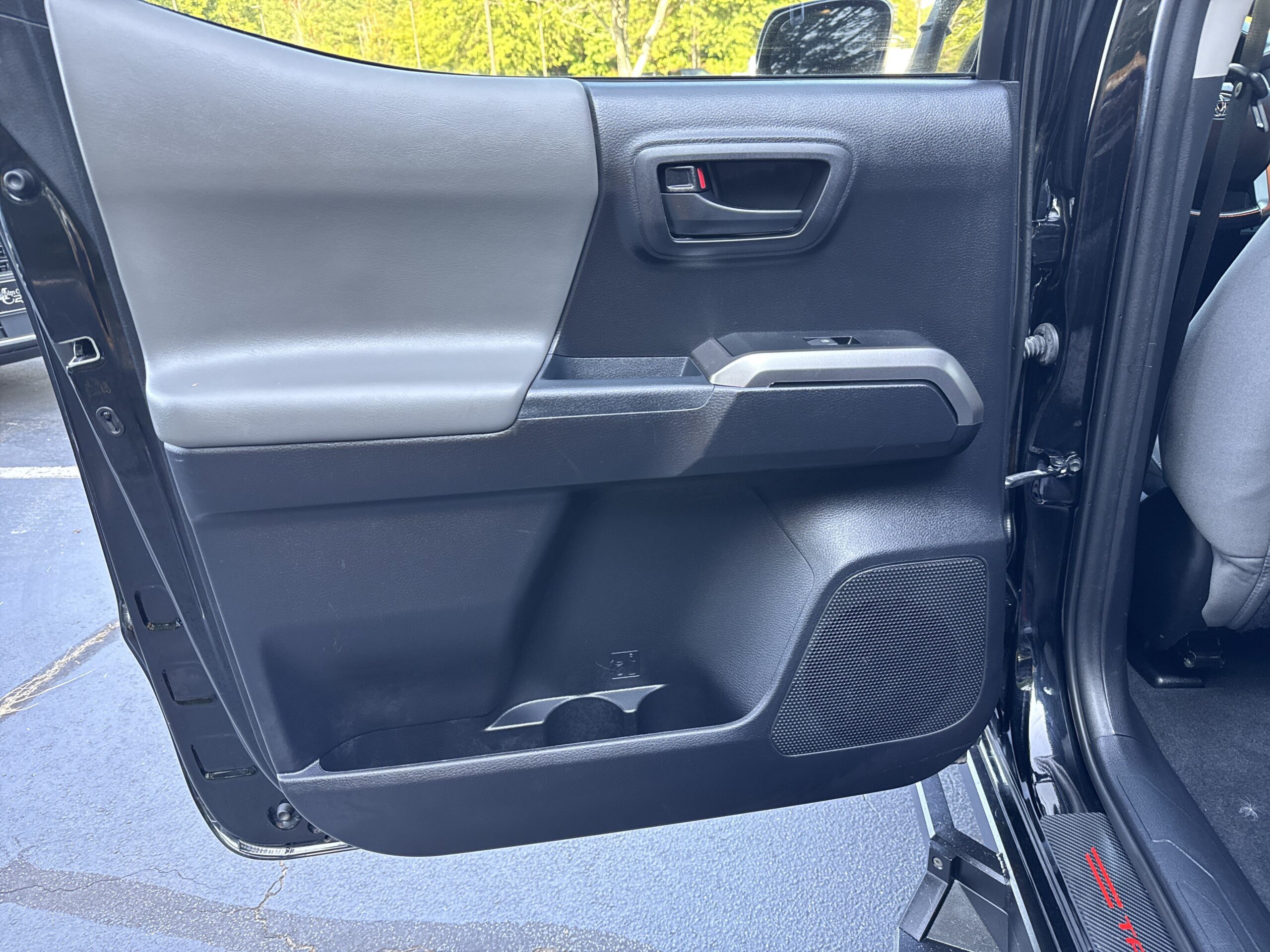 2021 Toyota Tacoma 2WD SR5