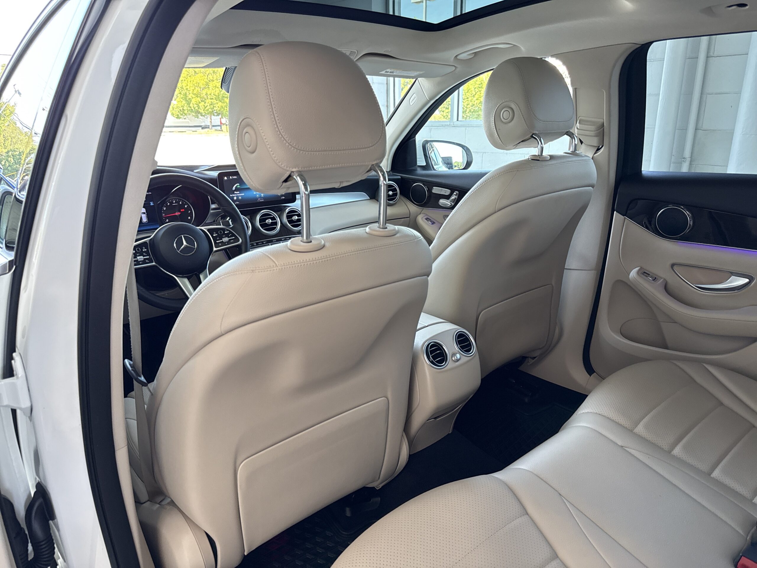 2022 Mercedes-Benz  GLC 300
