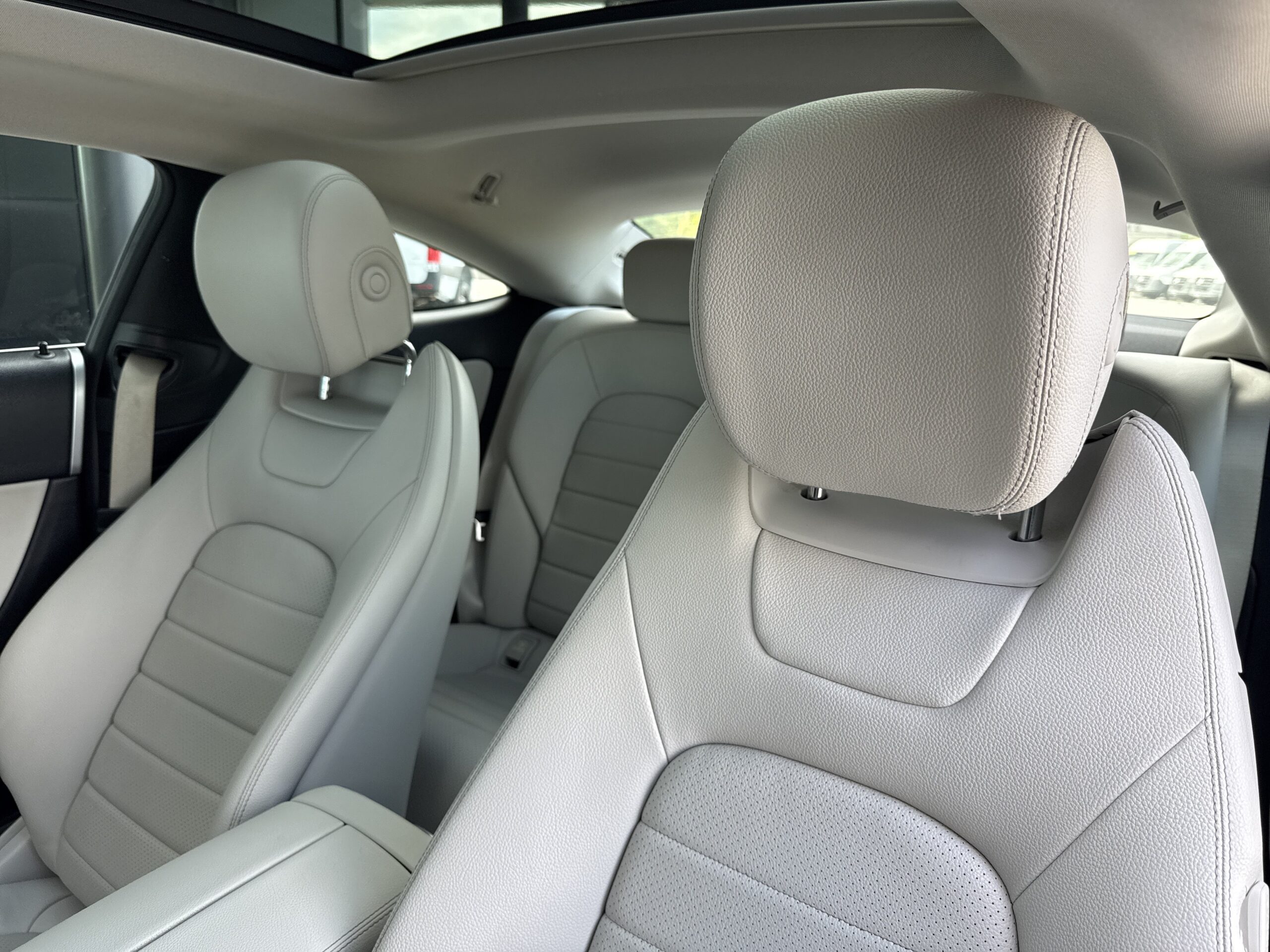 2017 Mercedes-Benz  C 300