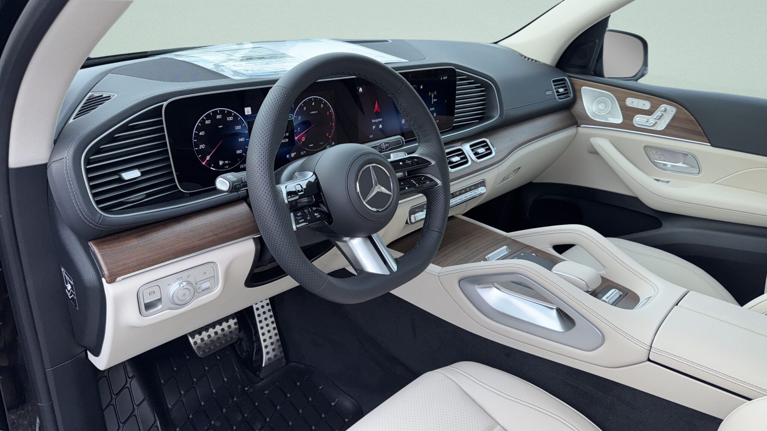 2026 Mercedes-Benz  GLS 450
