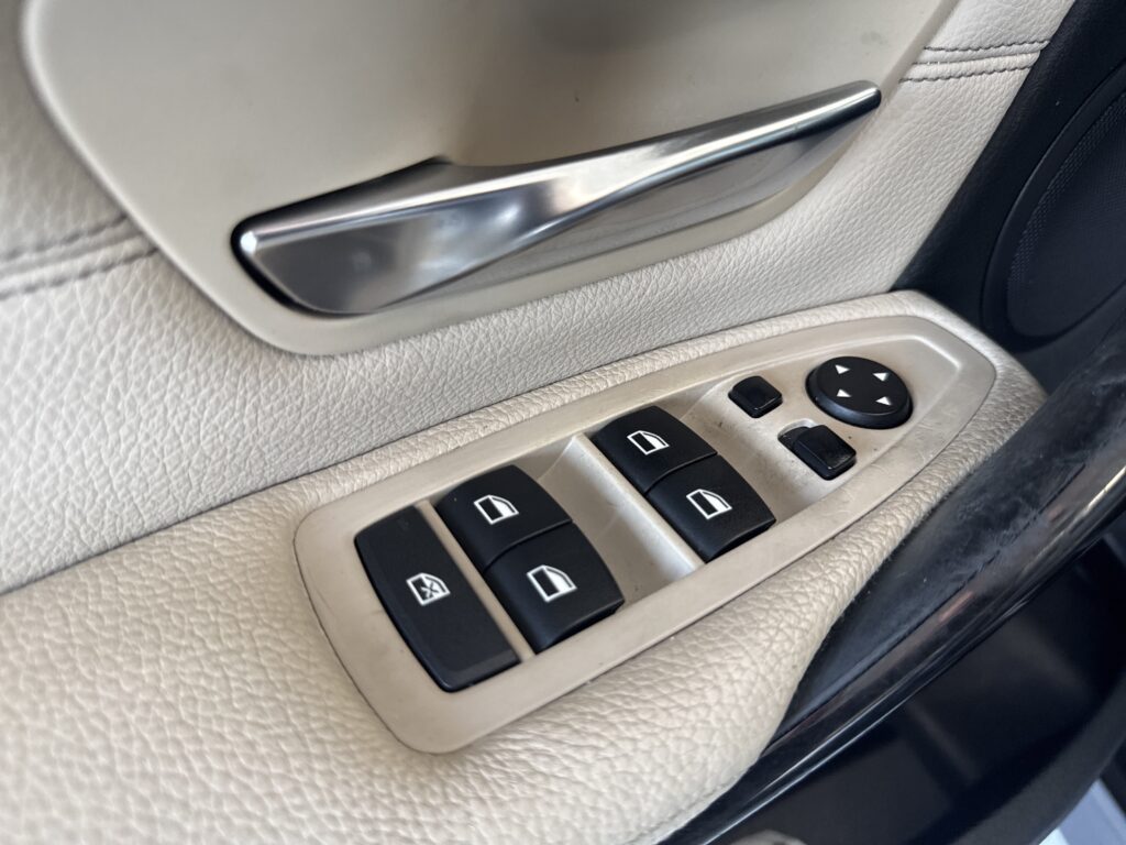 2015 BMW  335i