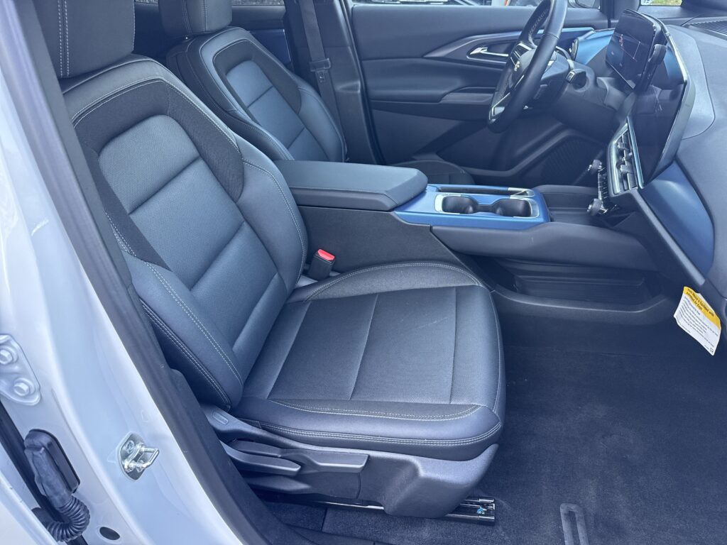 2024 Chevrolet Equinox EV LT