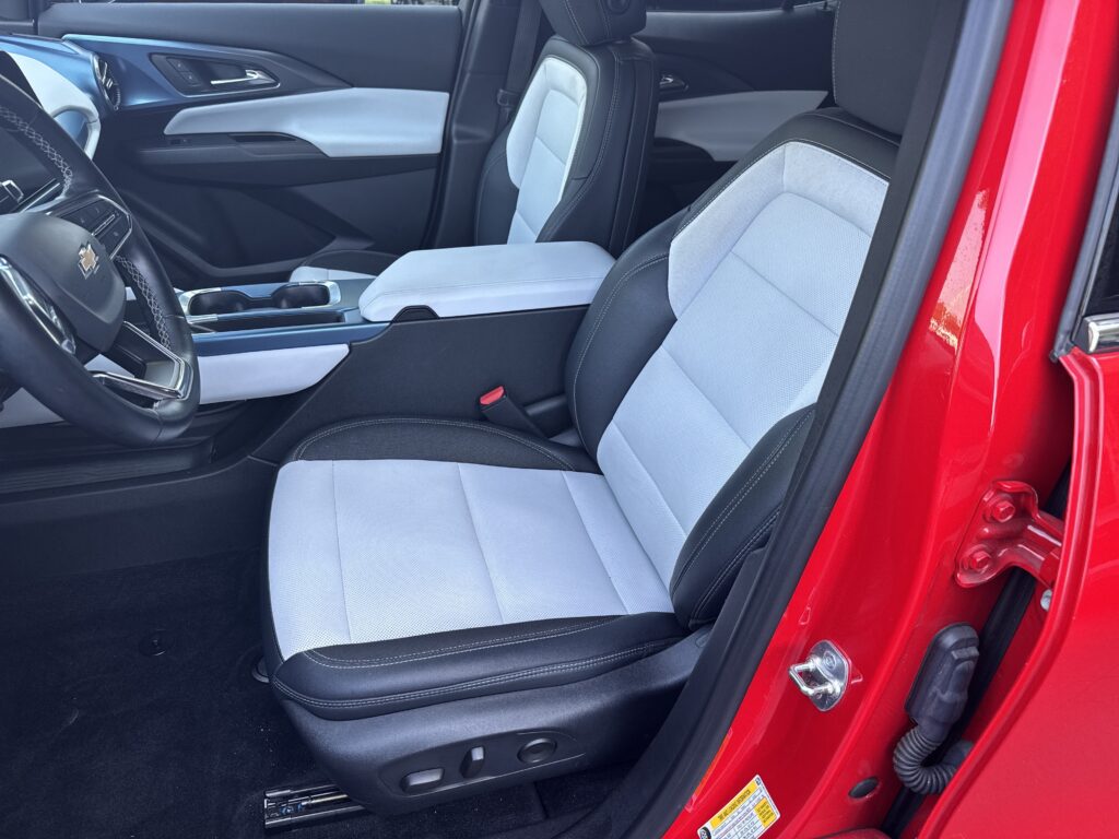 2024 Chevrolet Equinox EV LT