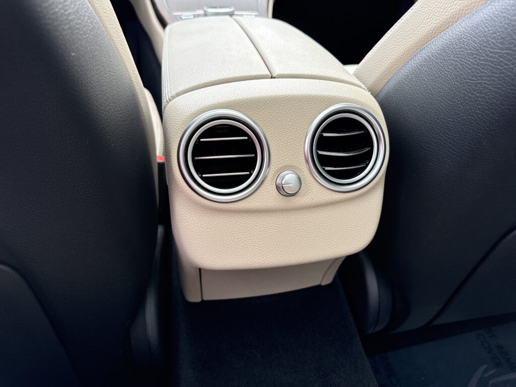 2020 MERCEDES-BENZ