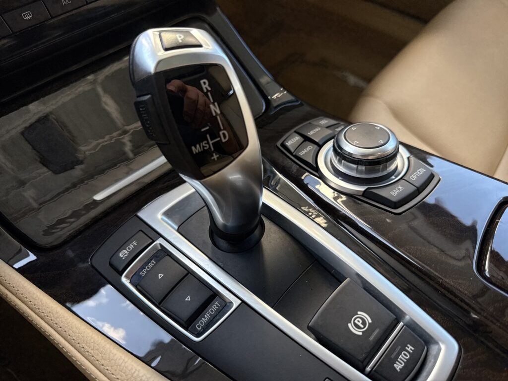 2013 BMW  528i