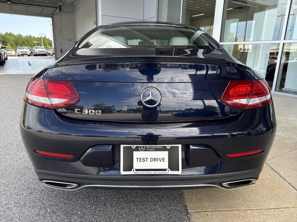 2017 Mercedes-Benz  C 300