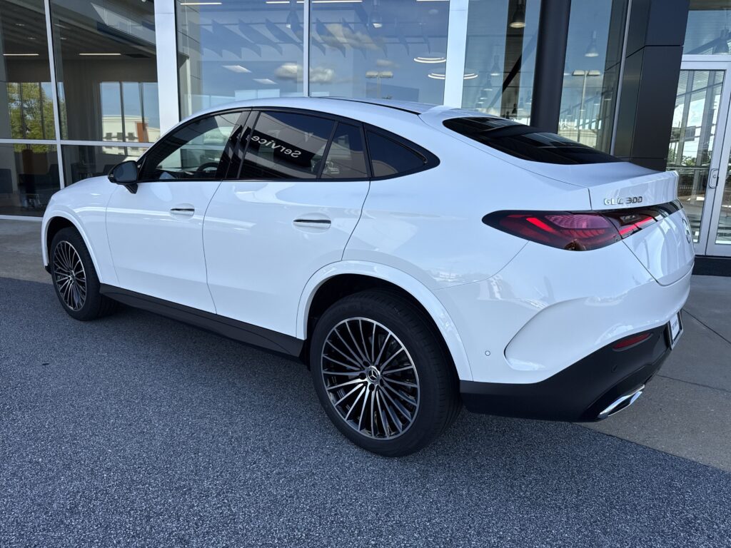 2027 Mercedes-Benz GLC GLC 300