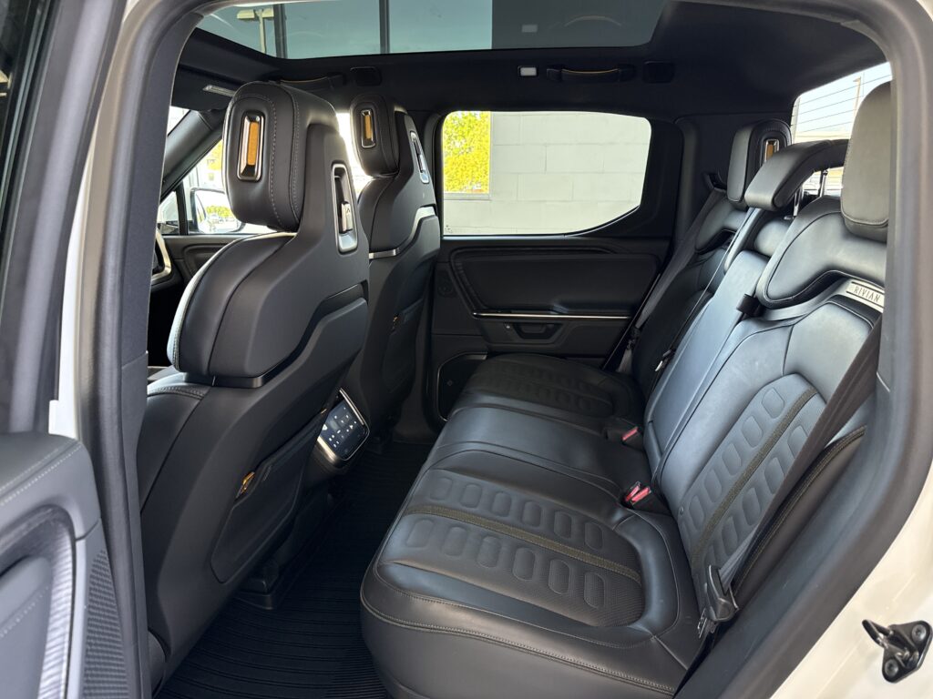 2025 Rivian R1T Adventure