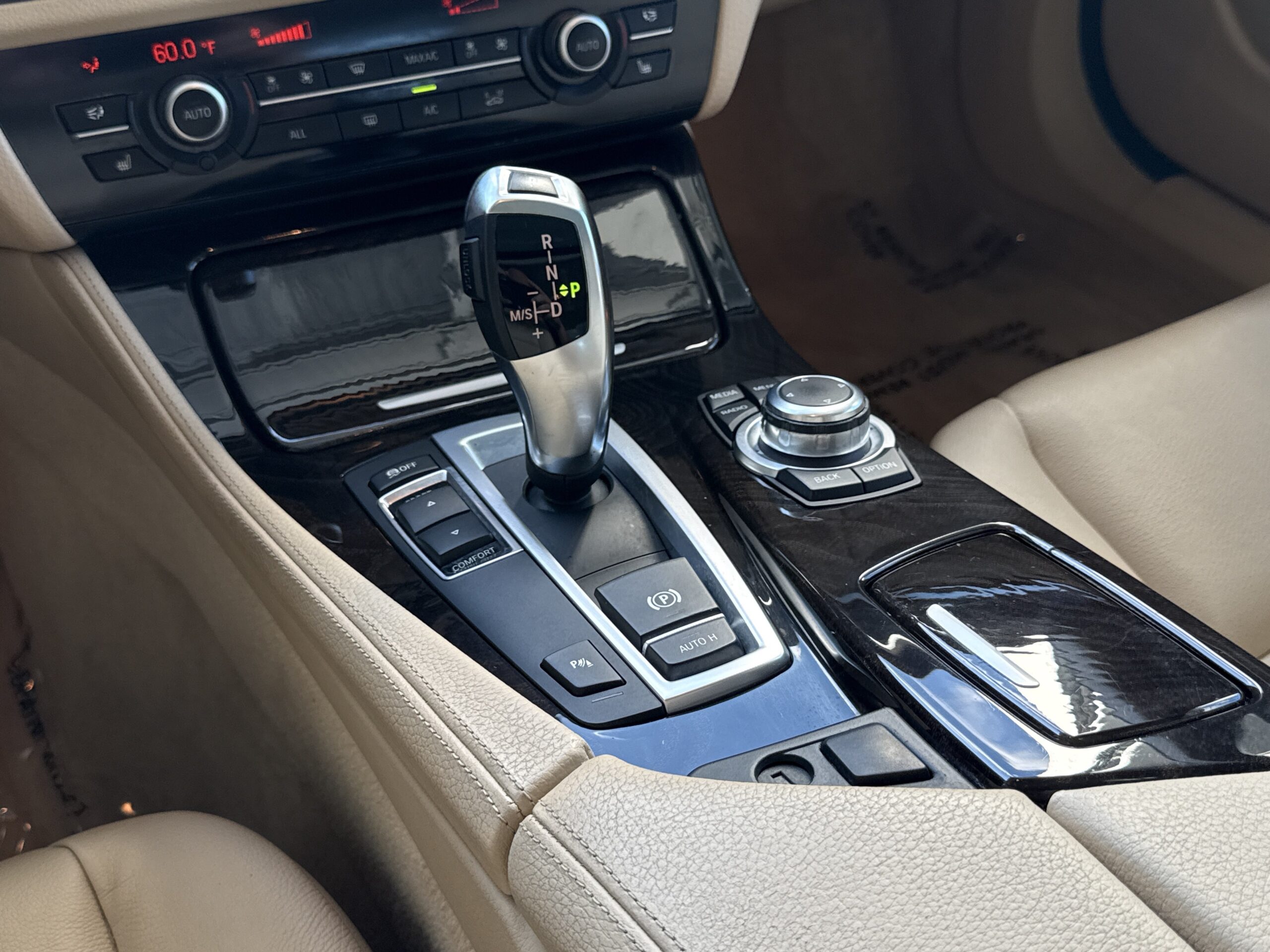 2013 BMW  528i