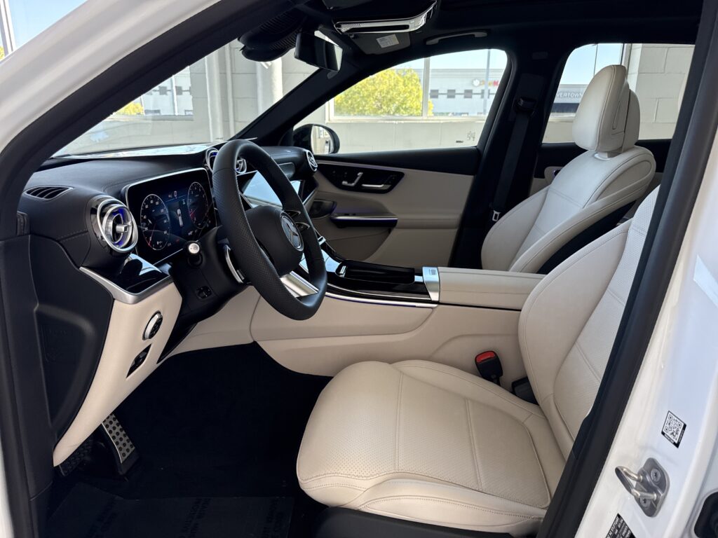 2027 Mercedes-Benz GLC GLC 300