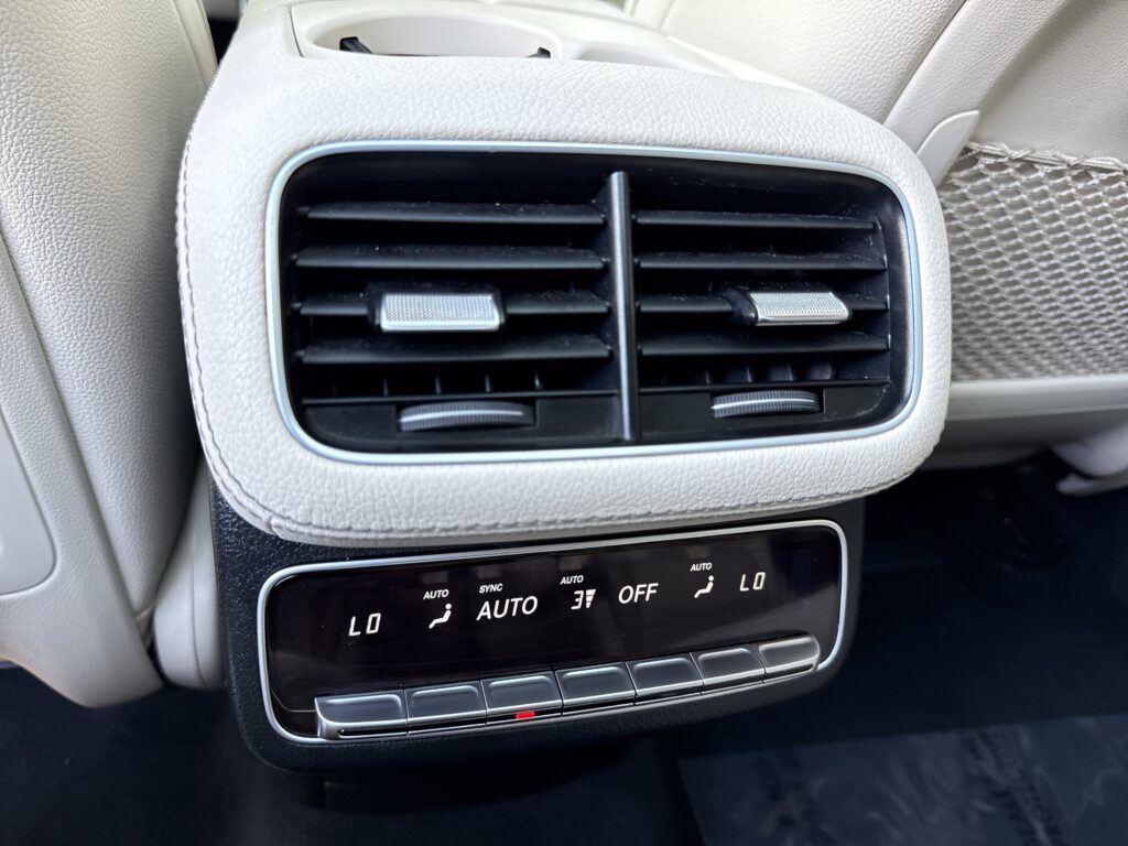 2025 Mercedes-Benz  GLS 450