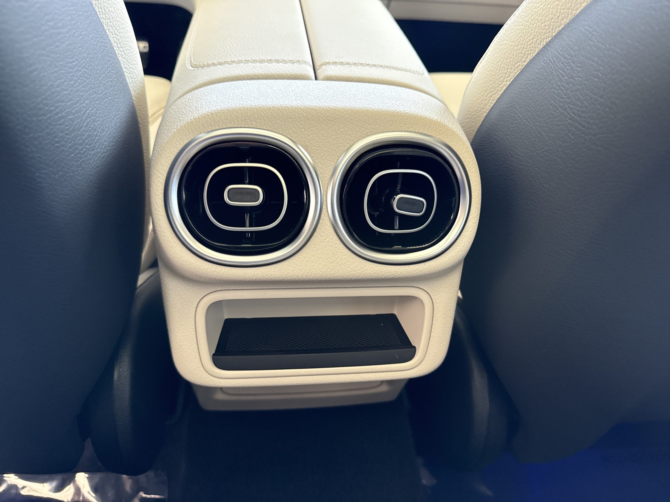 2027 Mercedes-Benz GLC GLC 300