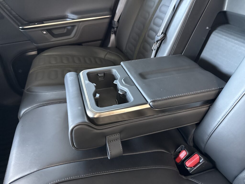 2025 Rivian R1T Adventure