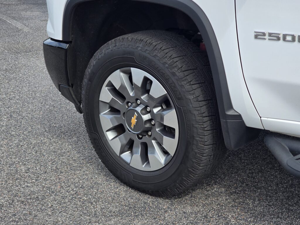 2025 Chevrolet Silverado 2500HD Custom