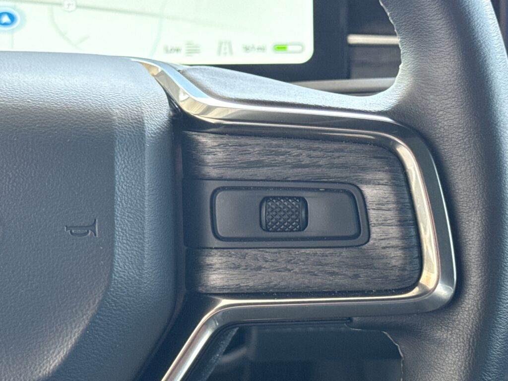 2025 Rivian R1T Adventure