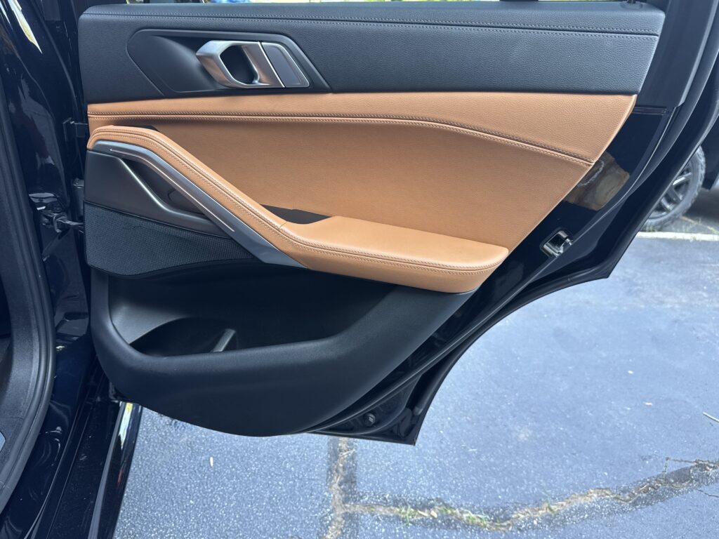 2021 BMW X6 xDrive40i