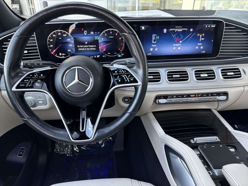 2025 Mercedes-Benz  GLS 450