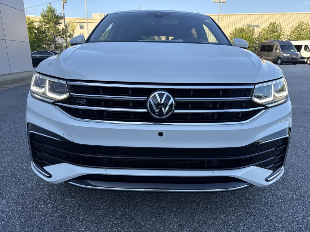 2024 Volkswagen Tiguan SEL R-Line