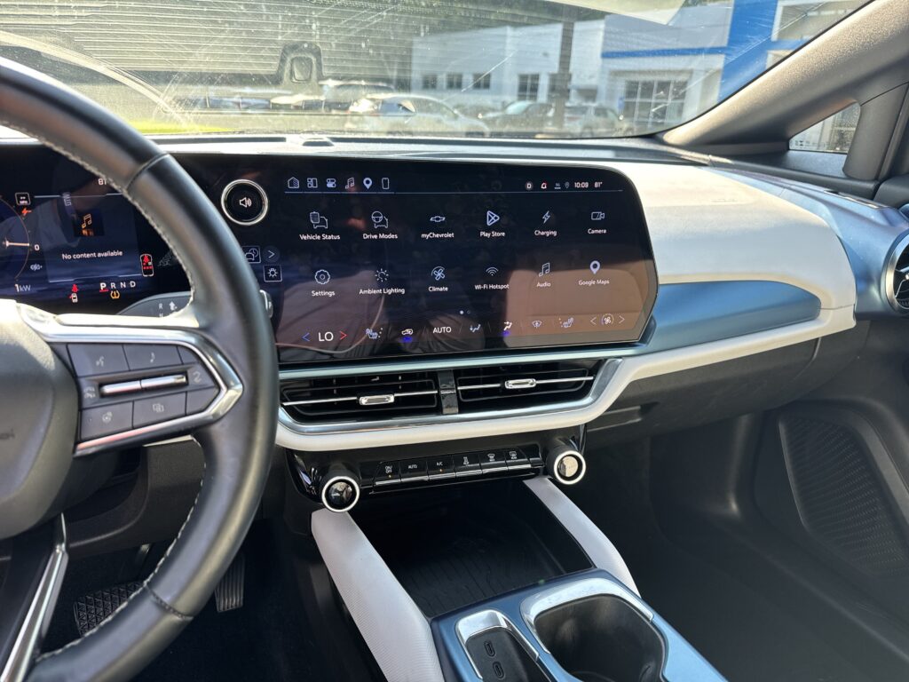 2024 Chevrolet Equinox EV LT