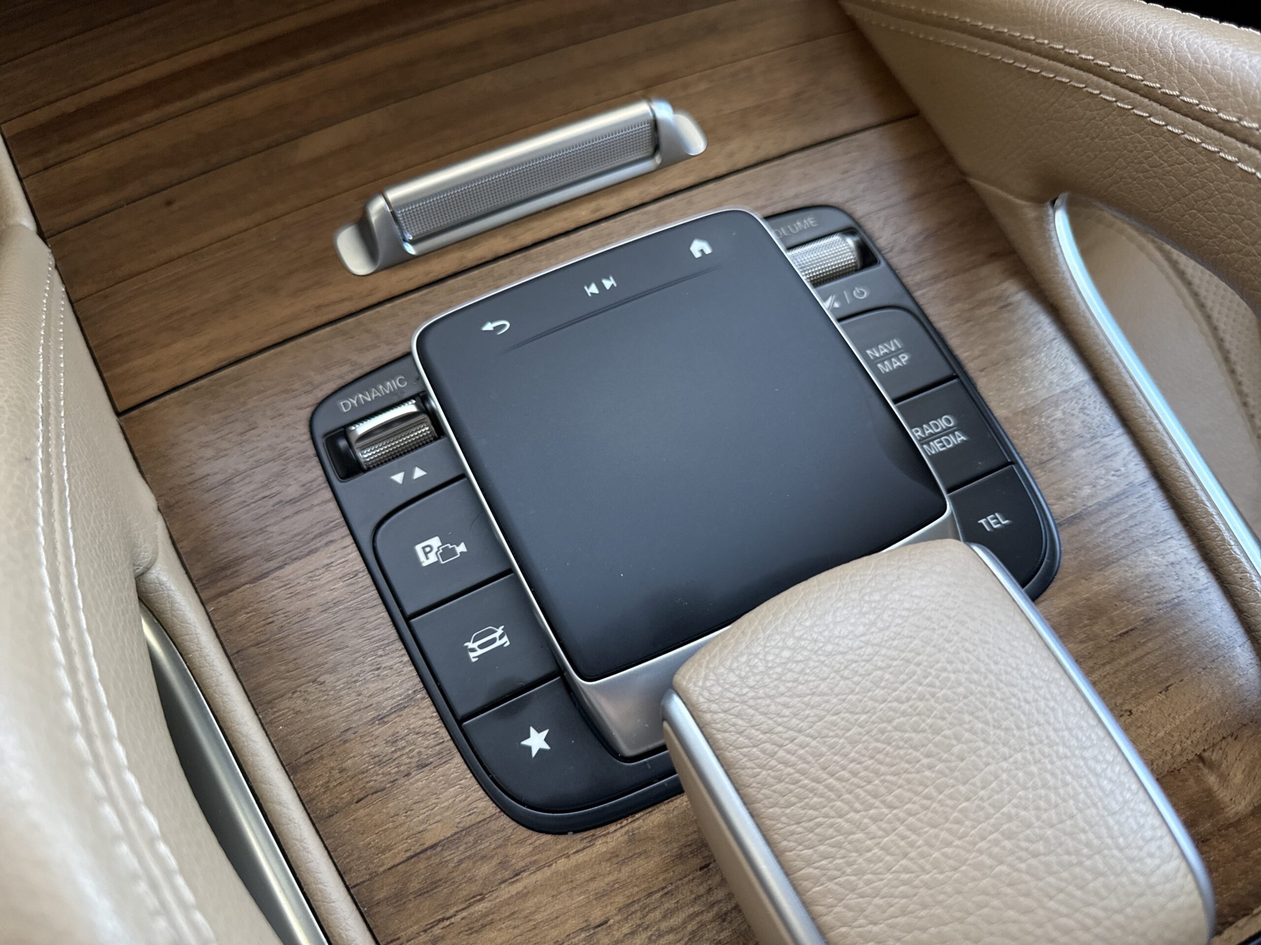 2024 Mercedes-Benz  GLS 450
