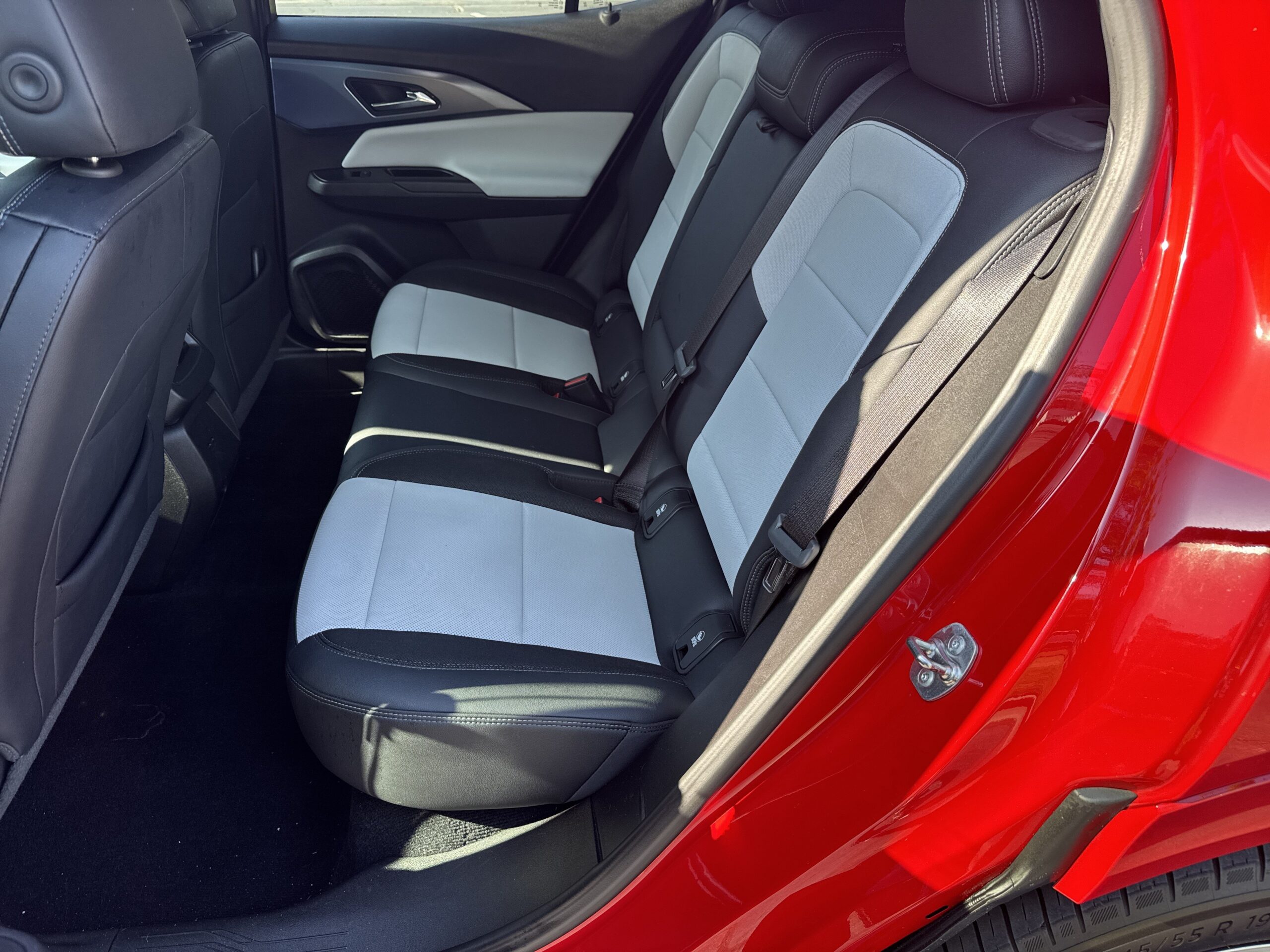 2024 Chevrolet Equinox EV LT