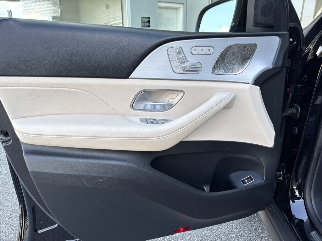 2025 Mercedes-Benz  GLS 450