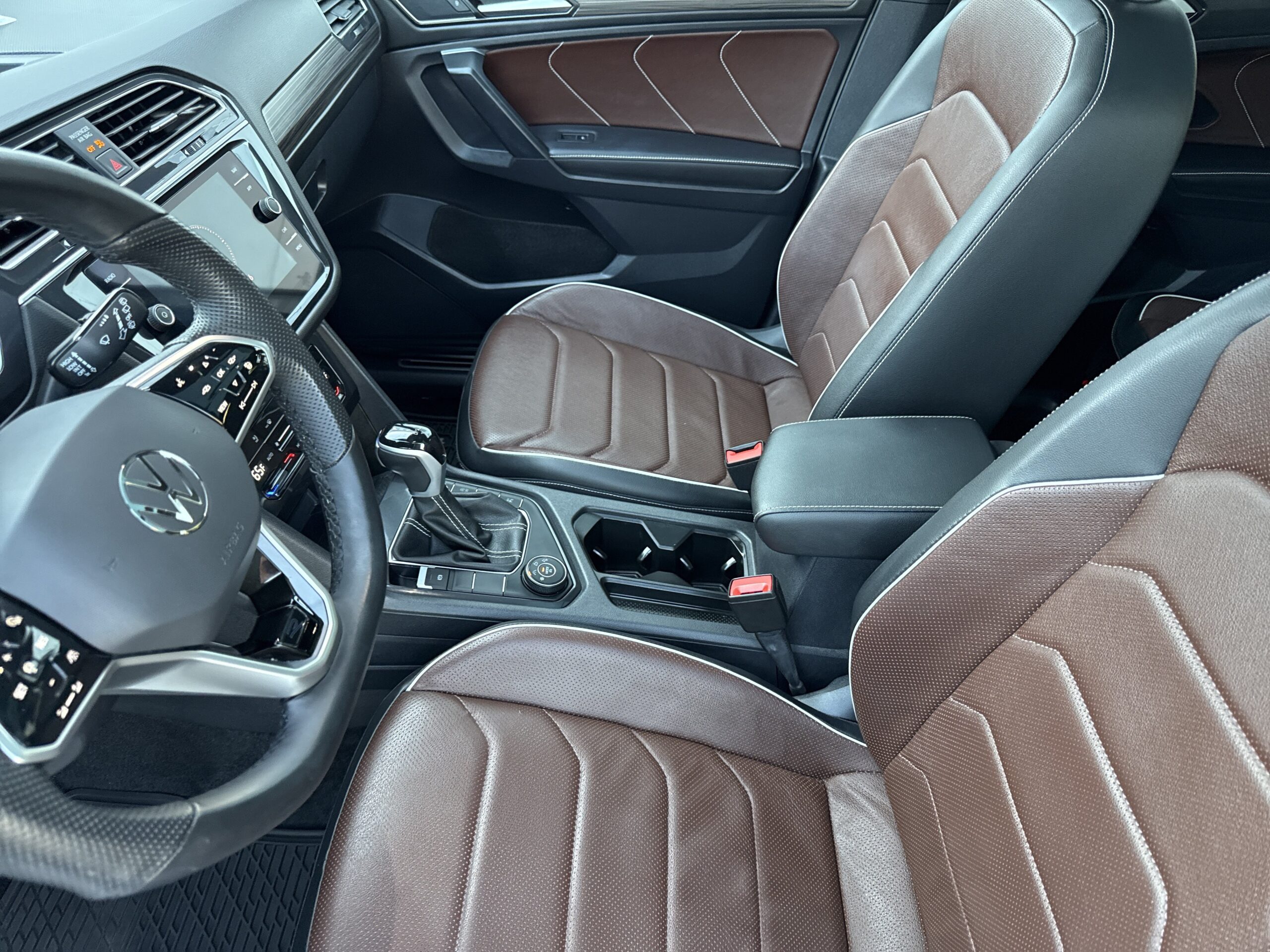 2024 Volkswagen Tiguan SEL R-Line