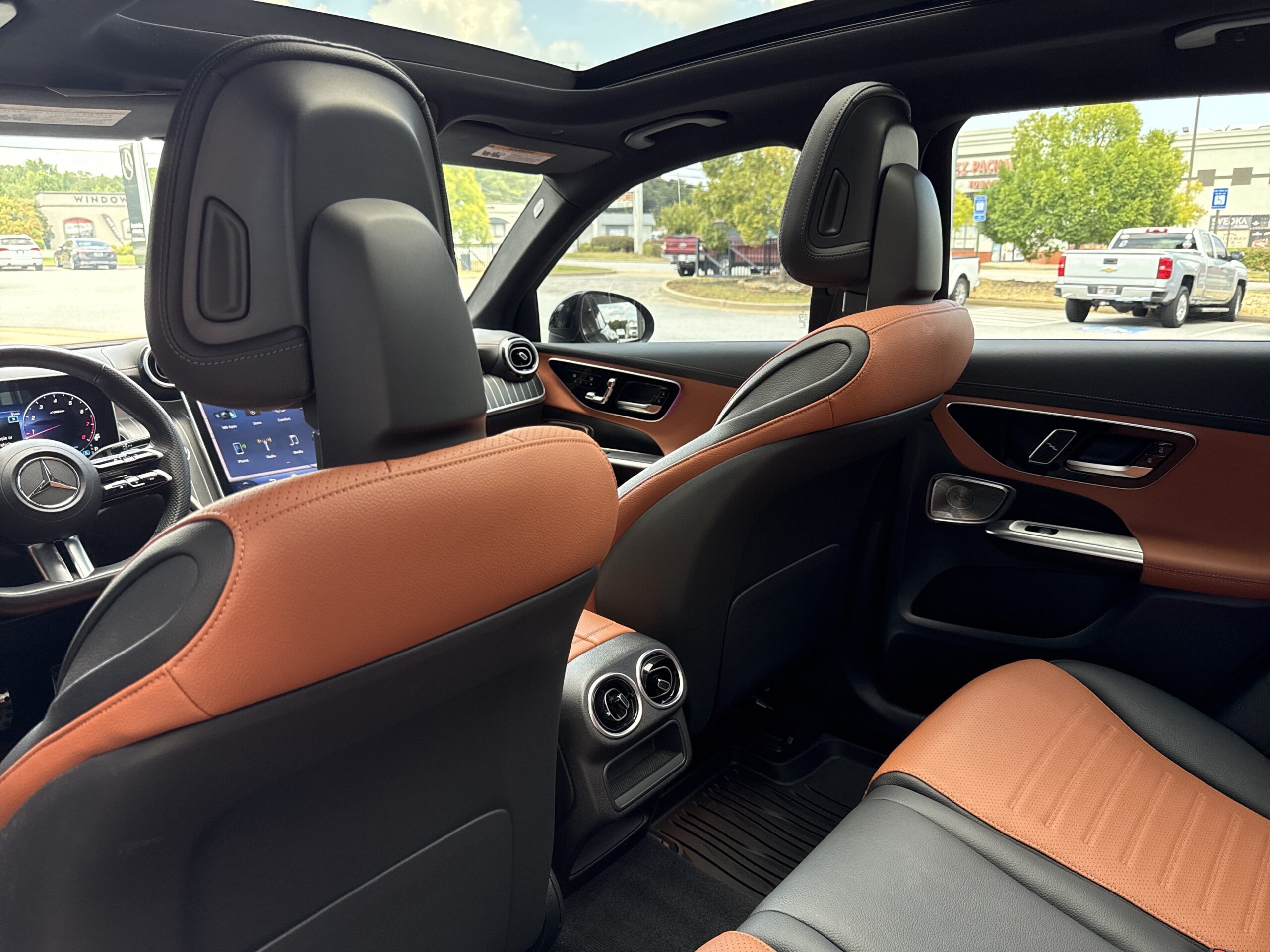 2024 Mercedes-Benz  GLC 300