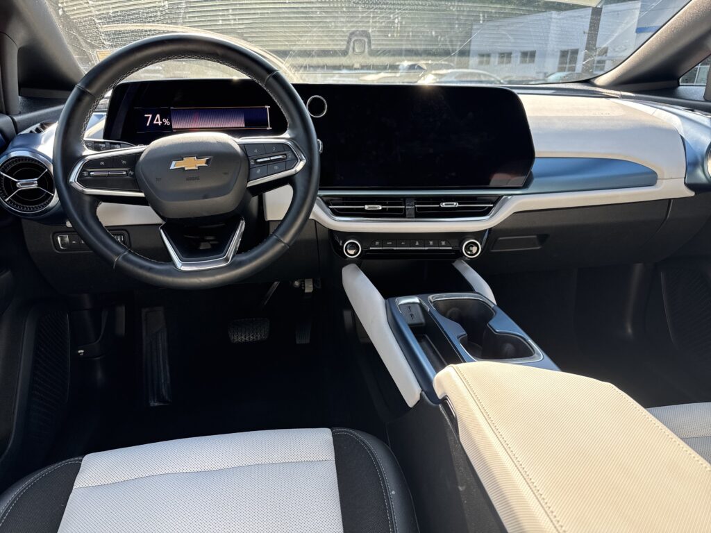 2024 Chevrolet Equinox EV LT