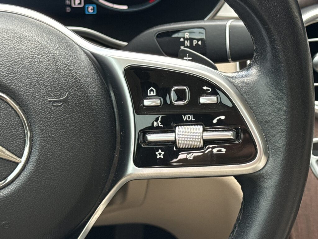 2020 MERCEDES-BENZ